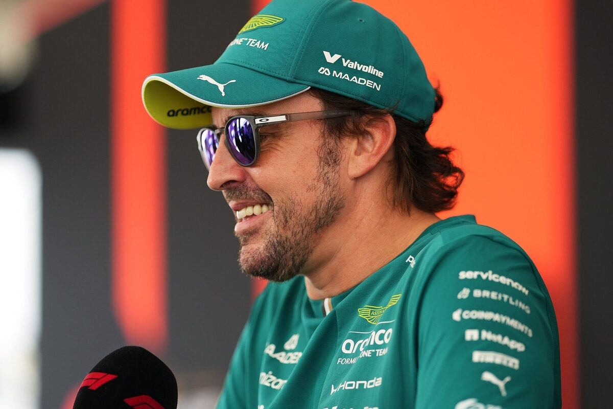 Alonso deve correr Rally Dakar com a Aston Martin em 2027, diz site espanhol