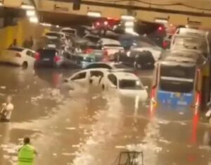 Após chuva e caos, rodízio de veículos é retomado nesta quinta-feira em São Paulo