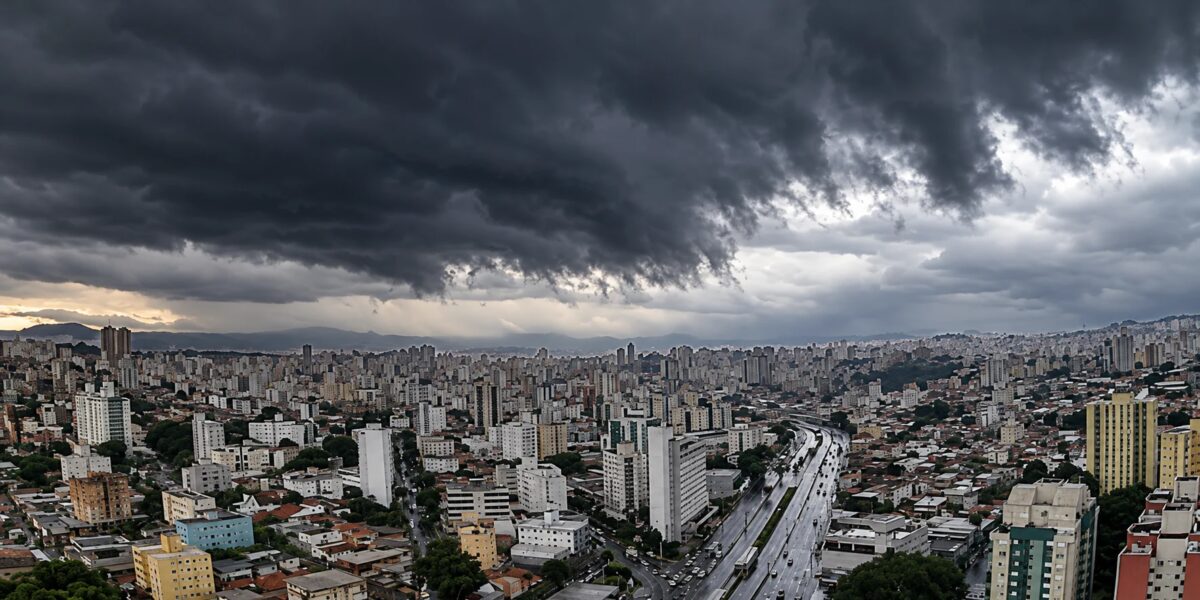 BH pode ter chuva nesta terça; 15 cidades de MG estão sob alerta de até 100 mm