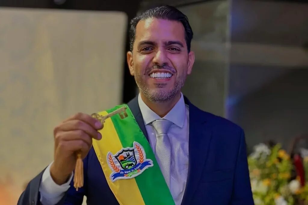 Câmara intima prefeito de São Miguel do Araguaia para depor em processo que pode levar à cassação