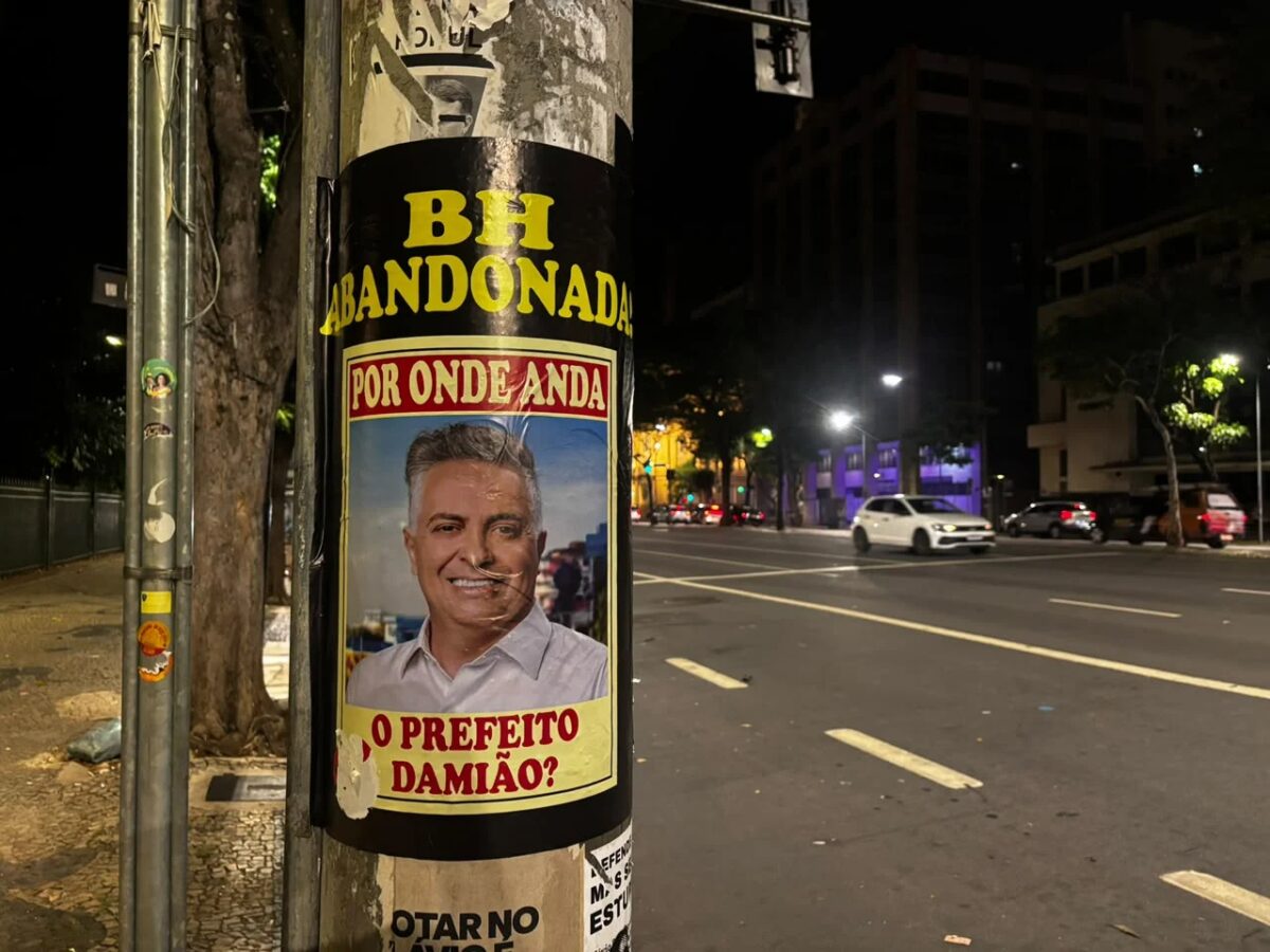 Cartazes contra Álvaro Damião mobilizam equipes das 10 regionais da Prefeitura de BH