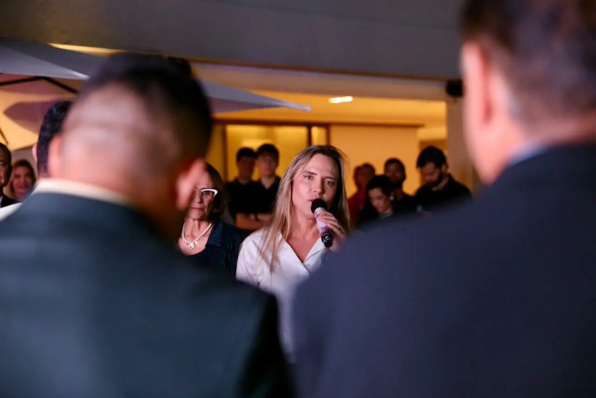 Celina Leão eleva tom contra Grass e critica PT antes do 2º turno no DF