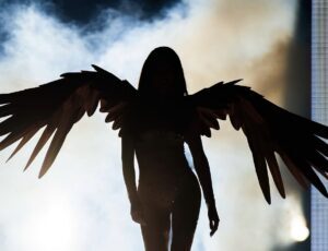 Confira quem são as modelos que estarão na passarela do “Victoria’s Secret Fashion Show” 2026