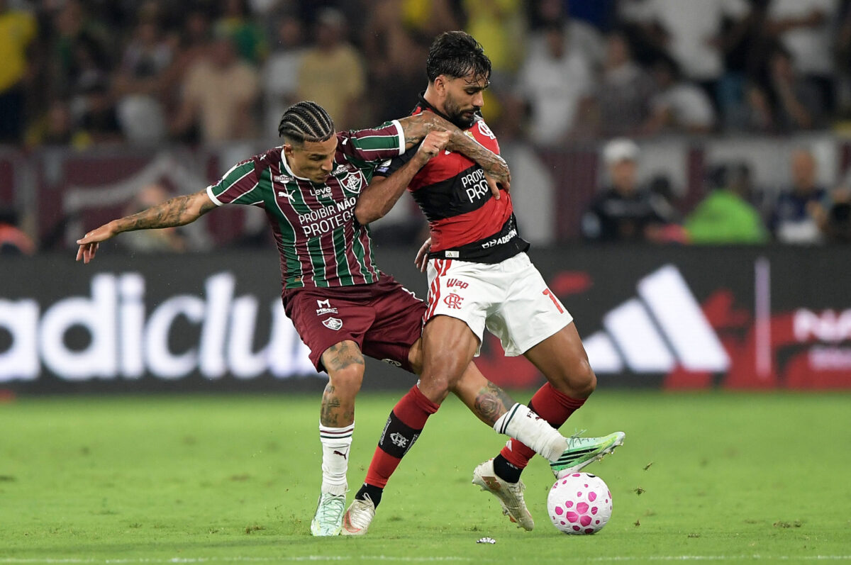 Craque Neto detona arbitragem do Fla-Flu: "tudo para o Flamengo"