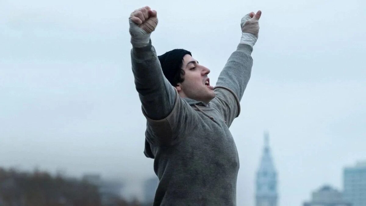 Eu Sou o Rocky: Anthony Ippolito mudou totalmente sua rotina de treino e dieta para interpretar Sylvester Stallone: "Nada de McDonald's por dois meses"