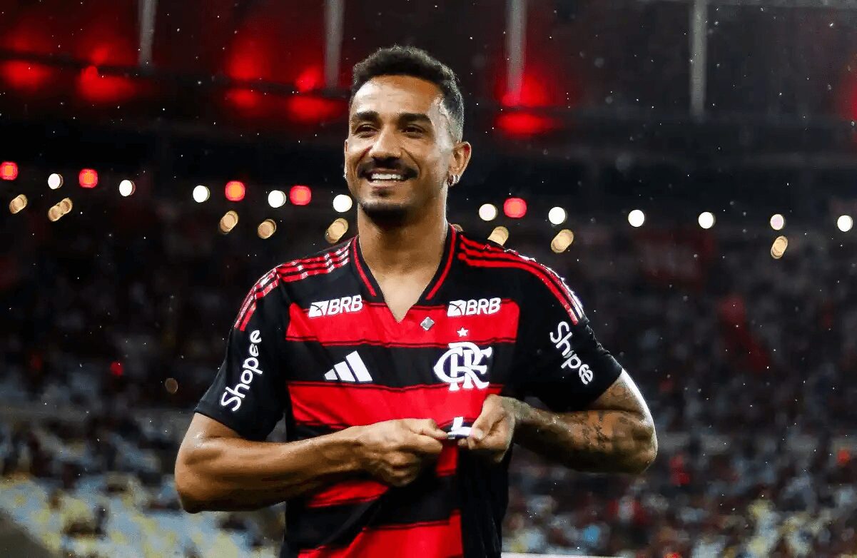 Flamengo critica arbitragem após confirmação da lesão de Danilo; veja