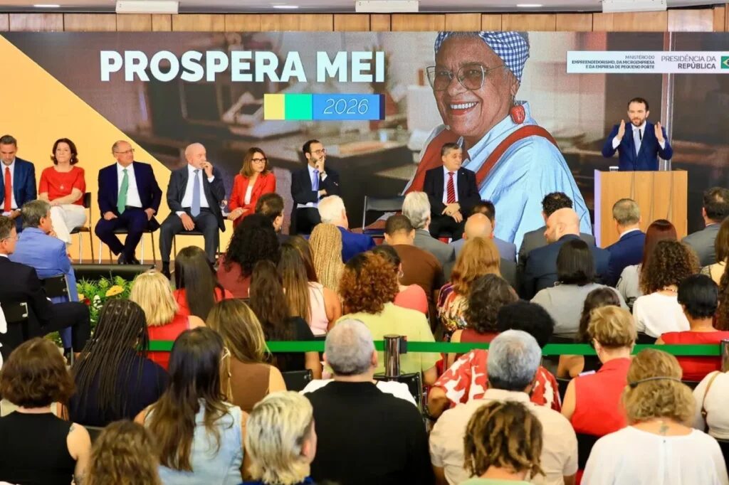 Governo anuncia pacote para MEIs com Pix de até R$ 5 mil e proposta de perdão de dívidas