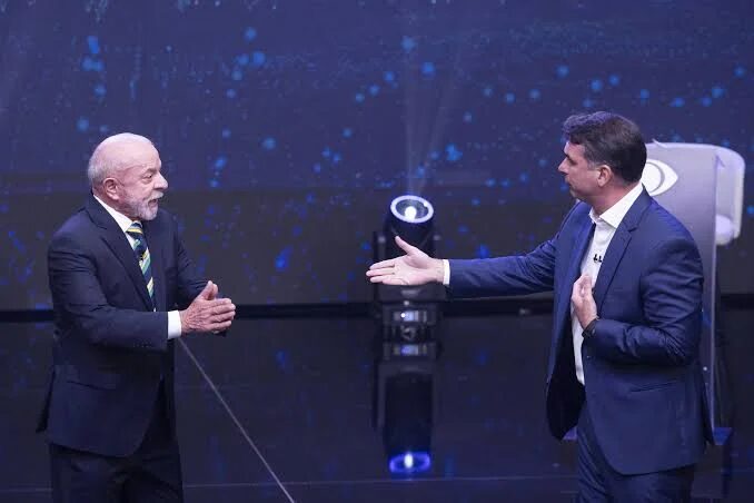 Lula e Flávio trocam acusações sobre corrupção, envolvem familiares e elevam tensão em debate