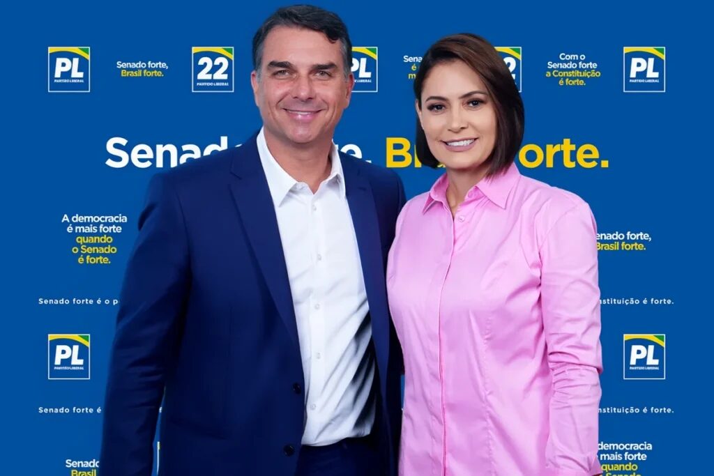 Michelle Bolsonaro confirma a aliados que Flávio deixou o Brasil, diz coluna