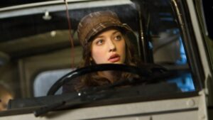 "Minha mãe ainda fala sobre Tom Hardy": Kat Dennings foi rejeitada para Mad Max, mas ela sempre se lembrará de ter conhecido o astro do filme