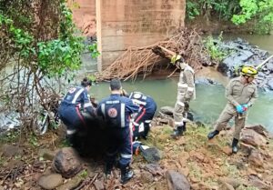 Motociclista morre após cair de ponte na zona rural de Iporá
