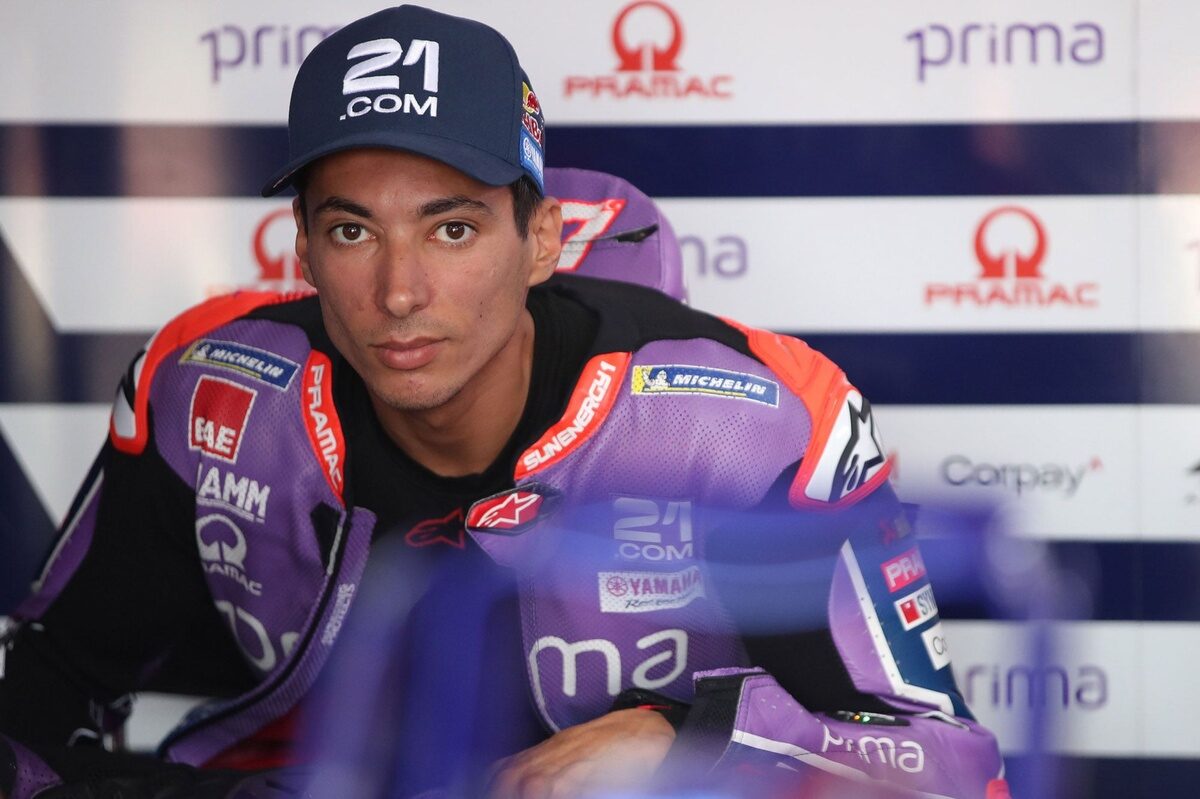 MotoGP - Razgatlioglu volta à Turquia para exames no ombro após queda na Indonésia: "Espero não precisar de cirurgia"