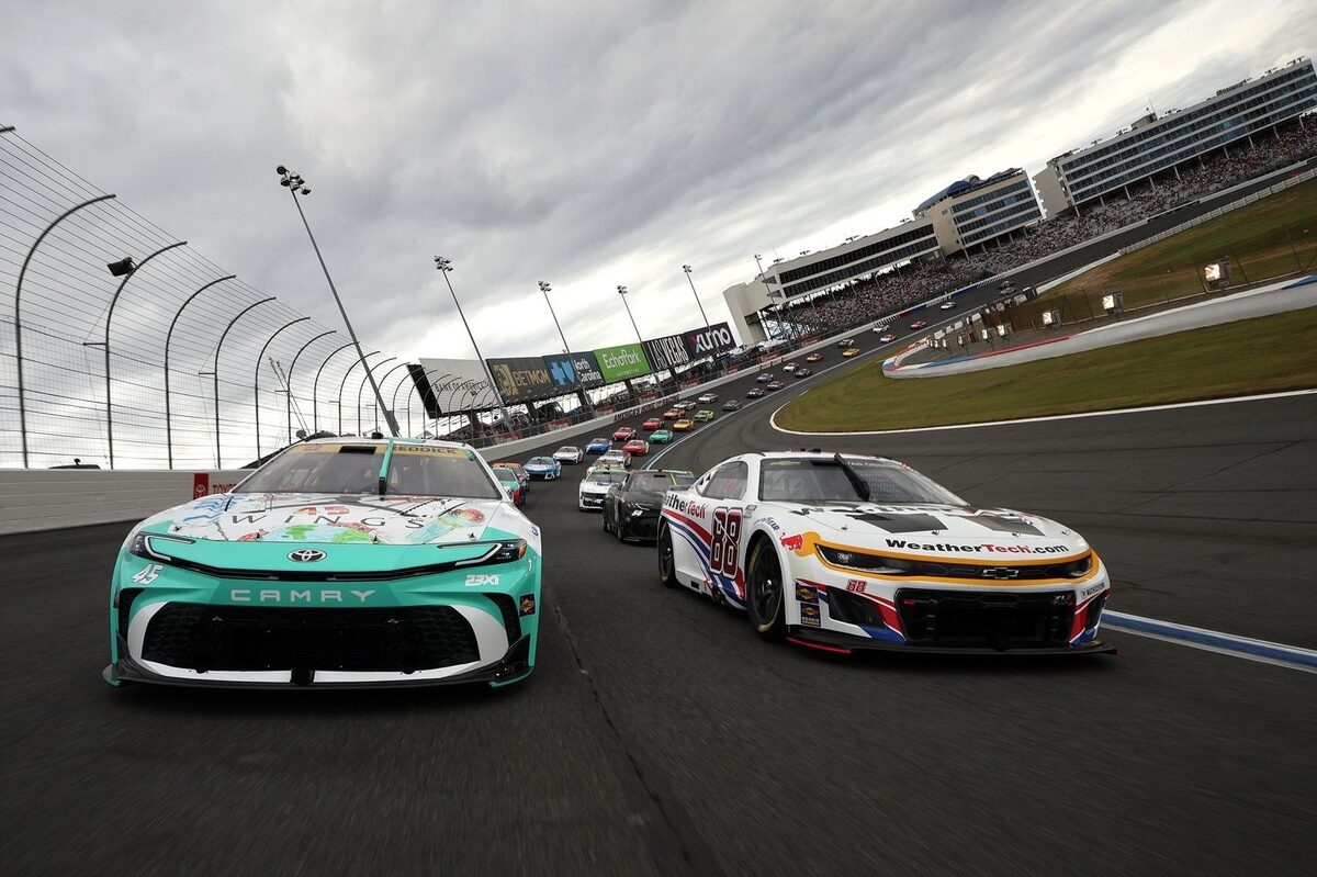 Motorsport.com transmite NASCAR em Charlotte; saiba horários e como assistir