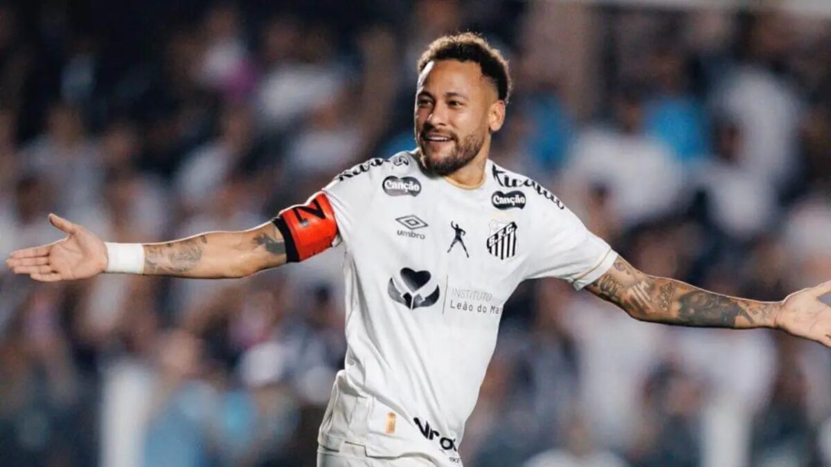 Neymar marca dois, e Santos busca empate contra o Flamengo