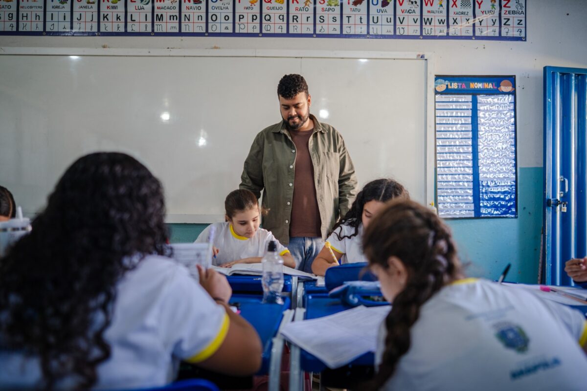 No Dia dos Professores, Prefeitura destaca investimentos e ações de valorização da categoria