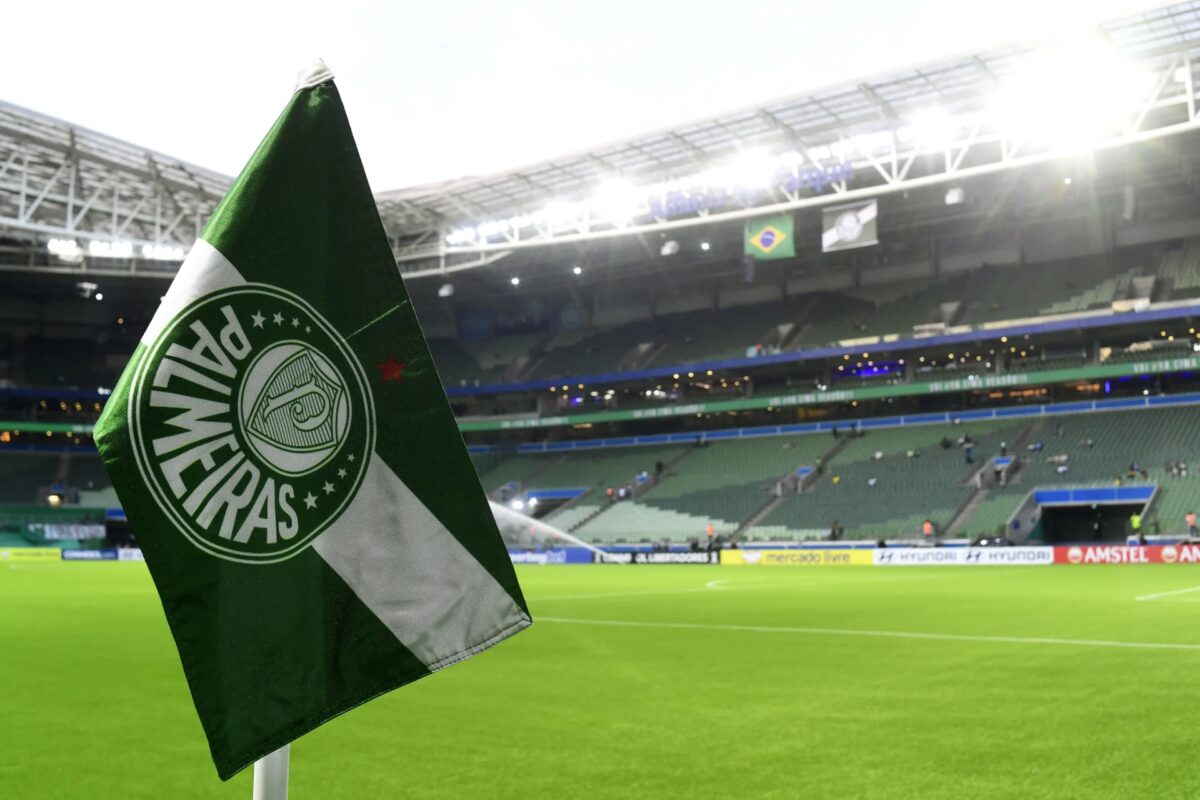 Palmeiras enfrenta Athletico-PR hoje às 19h30 pelo Brasileirão