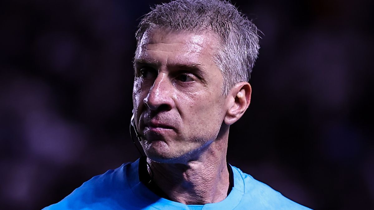 Palmeiras rebate nota do Flamengo contra Daronco: “Busca constrangimento”