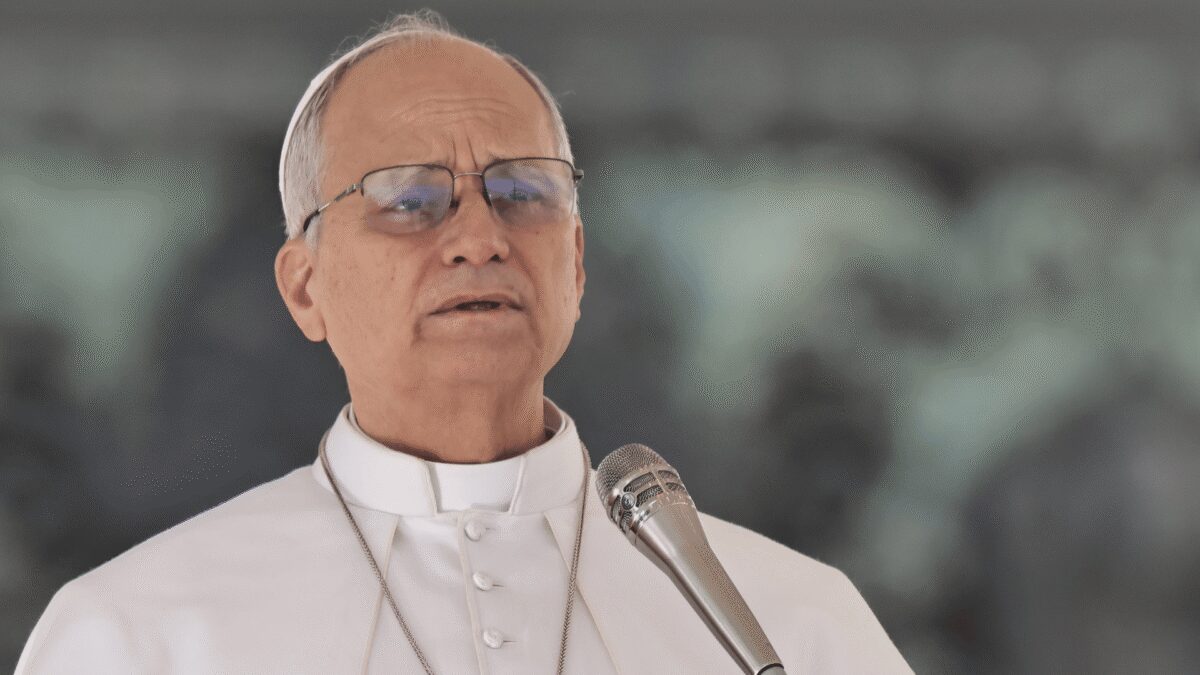 Papa Leão XIV é internado em Roma para cirurgia de remoção de nódulo pulmonar
