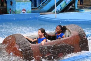 Parques Zoológico e Mutirama têm programação especial e gratuita no Dia das Crianças