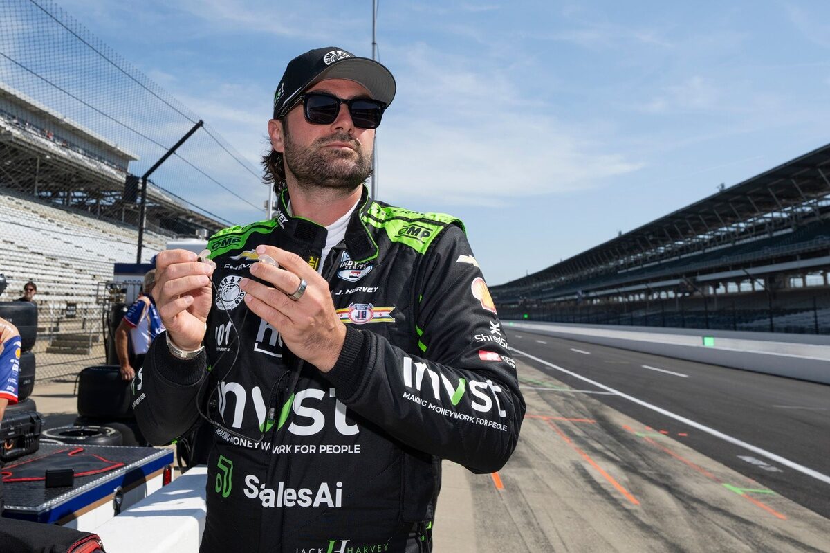 Piloto e comentarista da Indy, Jack Harvey revela diagnóstico de câncer