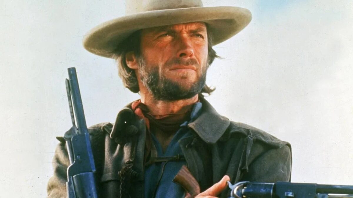 "Pior momento da minha vida": Clint Eastwood ajudou a demitir um diretor no meio das filmagens acabou criando a "Regra Eastwood"