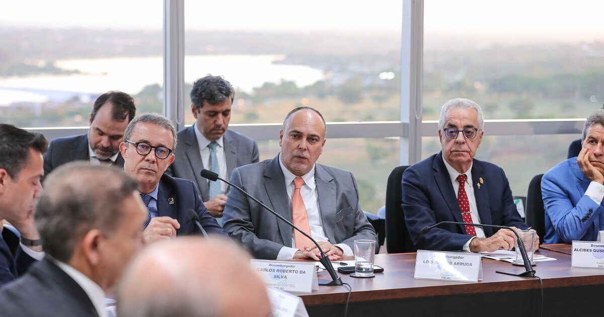 Presidente do TRE-AL participa de reunião no TSE para alinhar preparativos do 2º turno das Eleições 2026