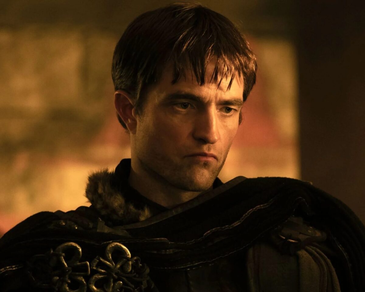 "Sou um esnobe total quanto a isso": Robert Pattinson confessa que detesta quando outros atores não assistem a filmes, e Zendaya responde com sua própria experiência