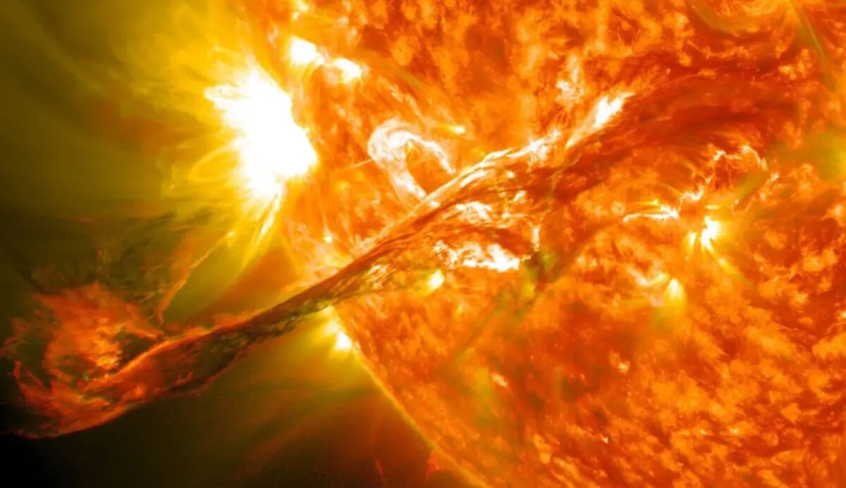 Tempestade solar pode provocar auroras em regiões mais distantes dos polos neste fim de semana