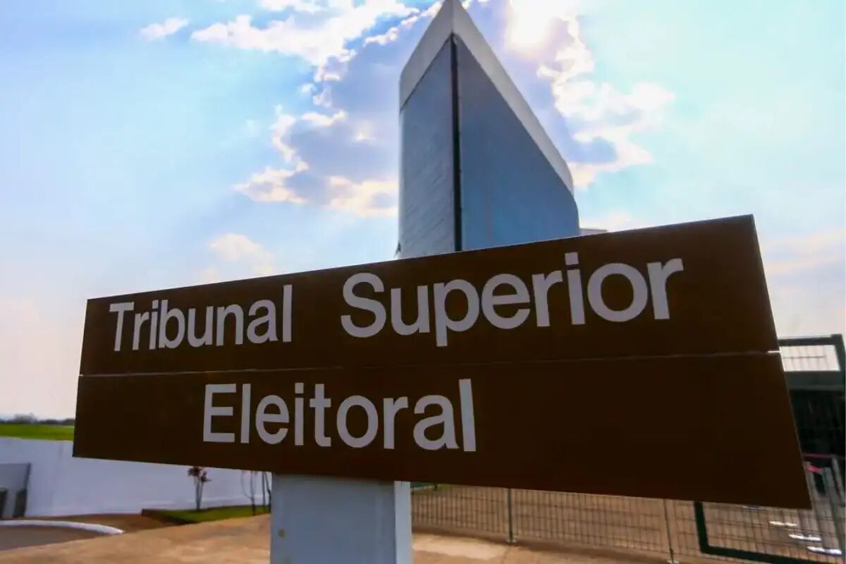 TSE dá 48 horas para Meta explicar suposta restrição a conteúdo da campanha de Lula