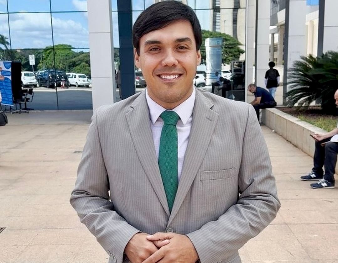 Zé Délio Jr. admite disputar vice em 2030 e cita Caiado para governo de Goiás